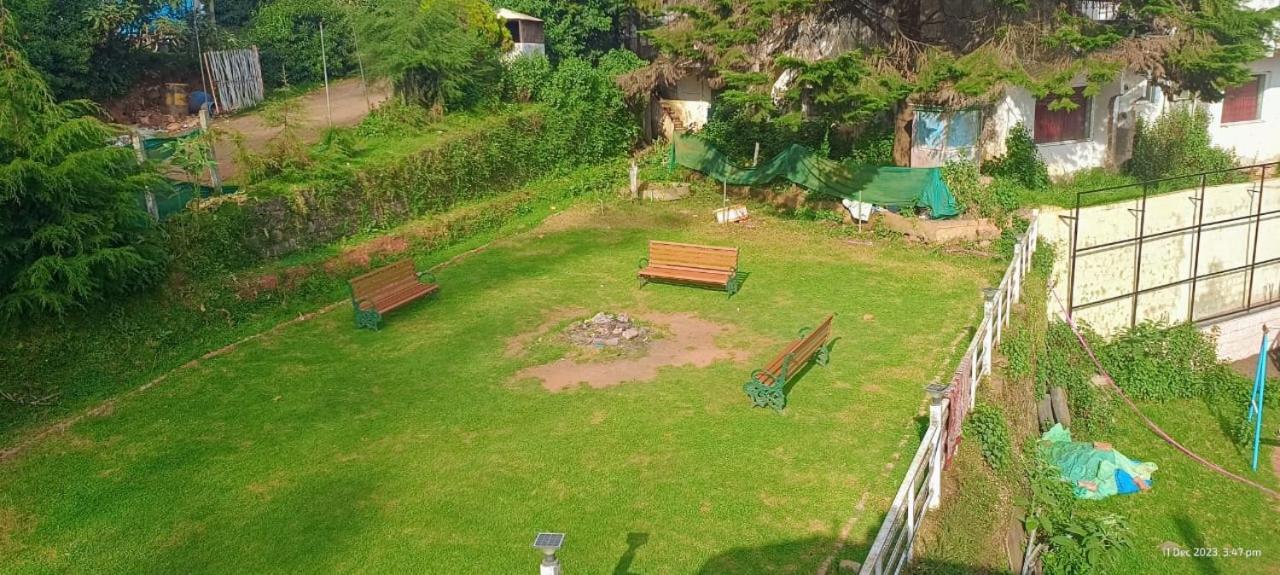 Ooty Vpr Residency Hotel Buitenkant foto