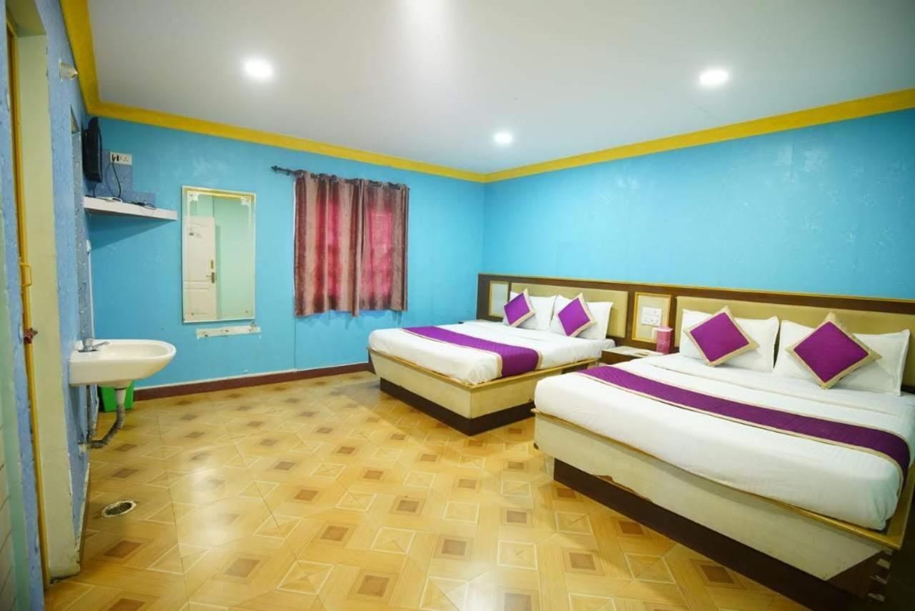 Ooty Vpr Residency Hotel Buitenkant foto